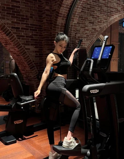 每天8分钟快速见效21天健身轻食计划,杨澜-王力宏推荐