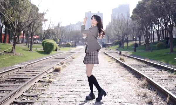 B站妹子【陆初晴-充电9V】付费充电视频合集